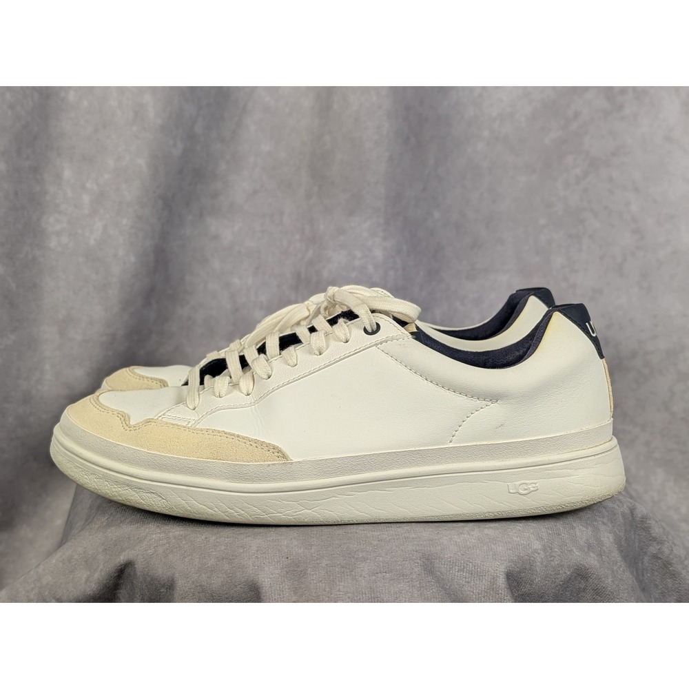 UGG South Bay Low White Leather Sneakers Mens 10 Navy Blue Trim 1108959